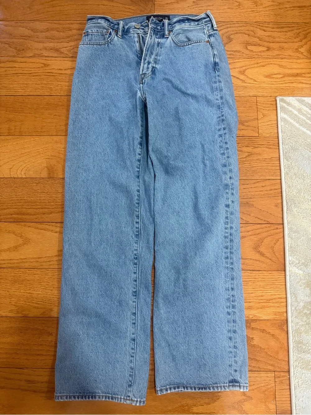 Abercrombie & Fitch Light Blue Denim Baggy Jeans
